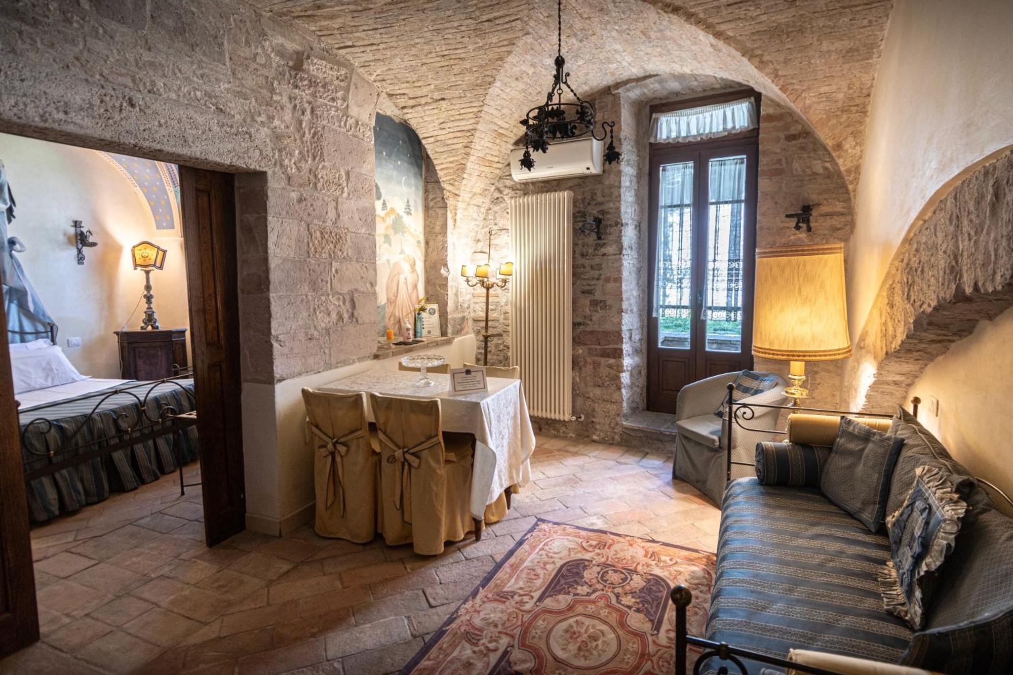 Residenza D'Epoca San Crispino Aparthotel Assisi Eksteriør bilde